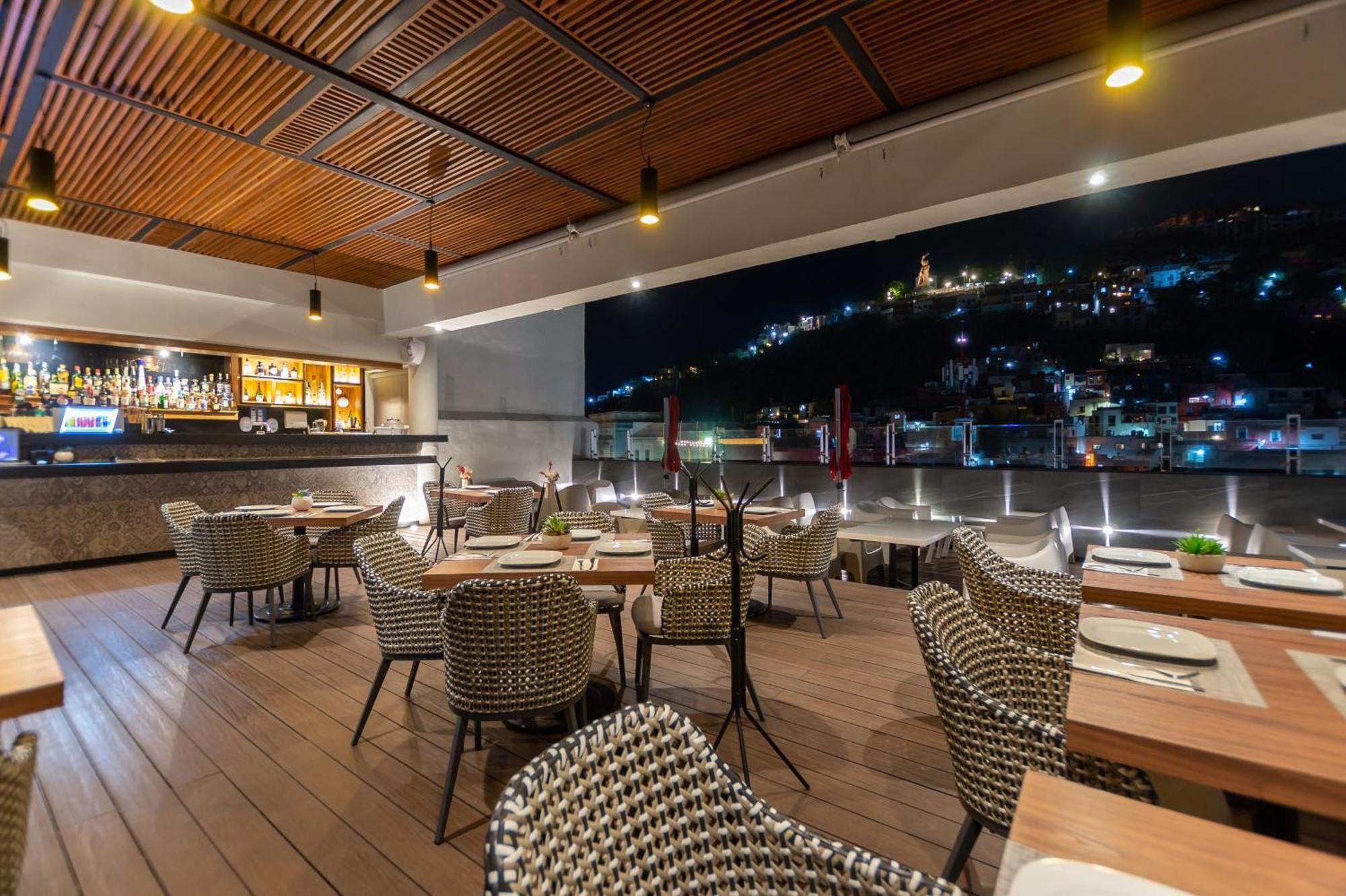 Nueve 25 Hotel Boutique غواناخواتو المظهر الخارجي الصورة